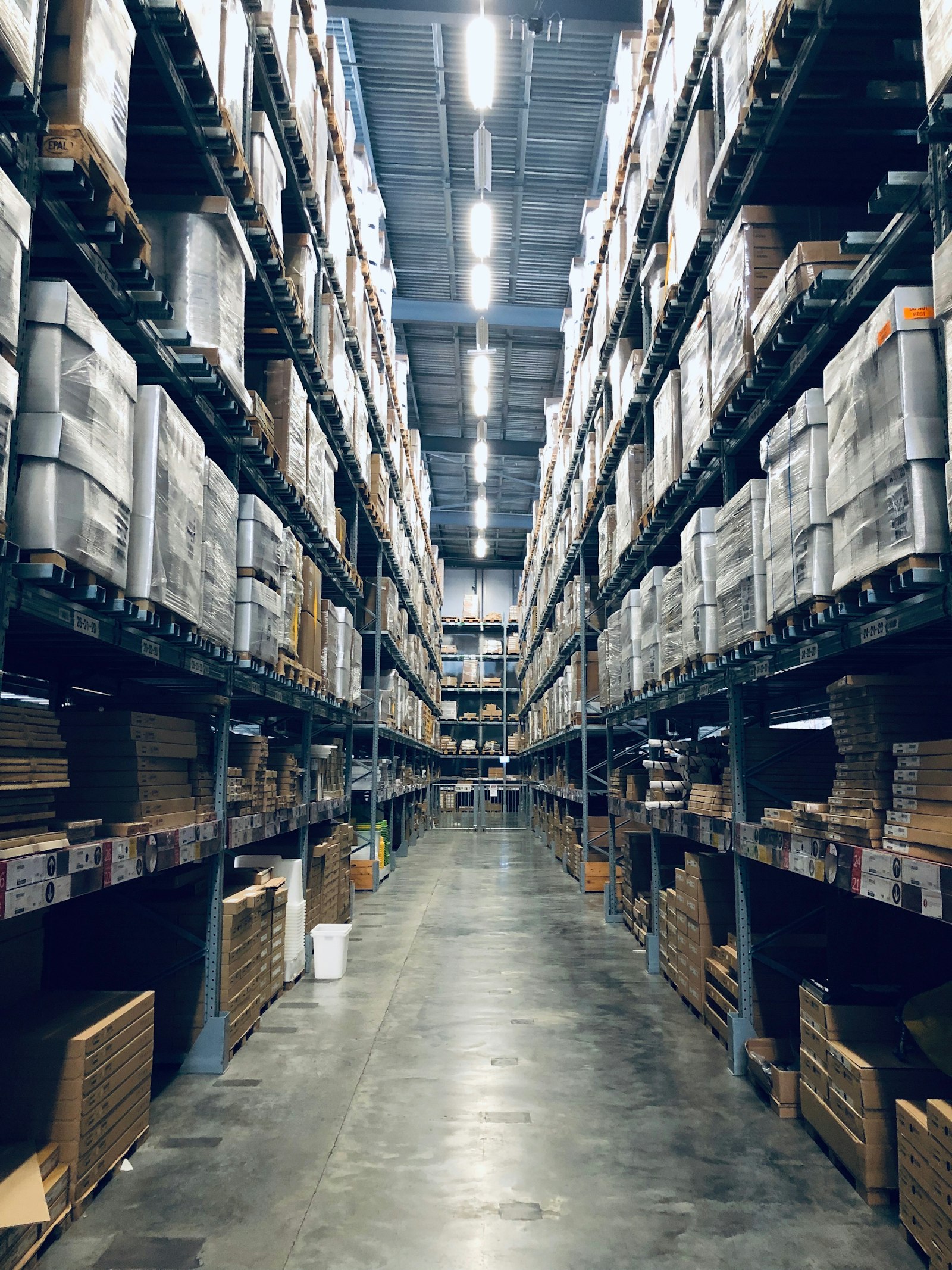 Freight Forwarding & Logistics — End-to-end cargo management.